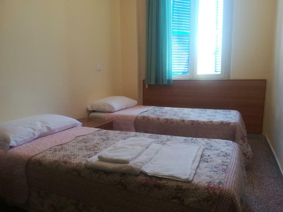 أورتونا Hotel Valente الغرفة الصورة